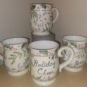 CAPRIWARE/ Holiday Mug Set of 4